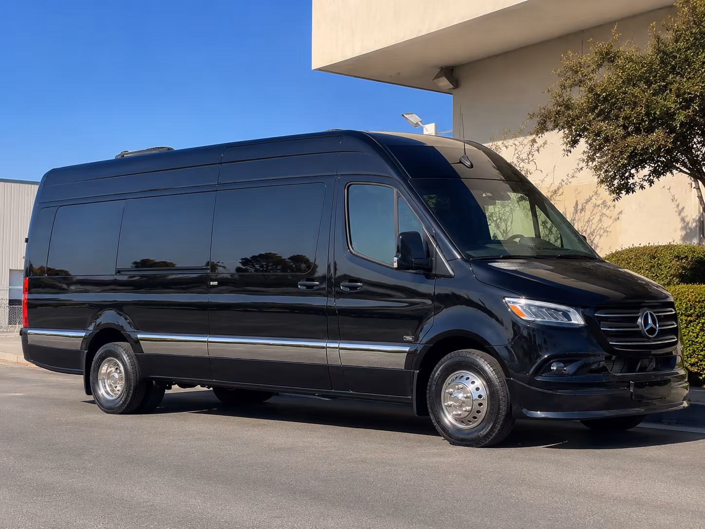 santa rosa 18 passenger sprinter van